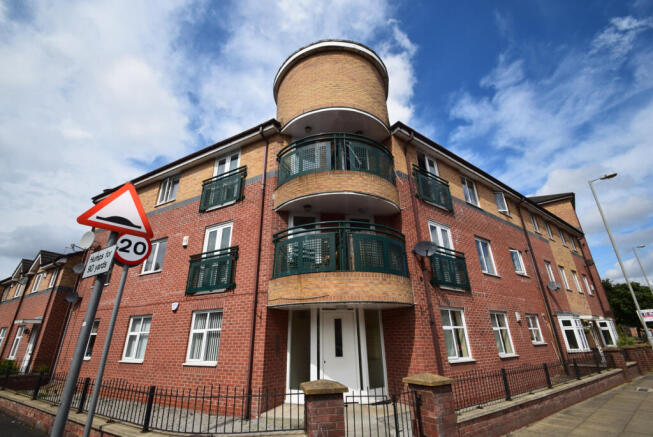 2 bedroom Apartment for SALE