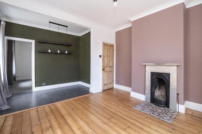 1 bed Terraced to rent Image 5