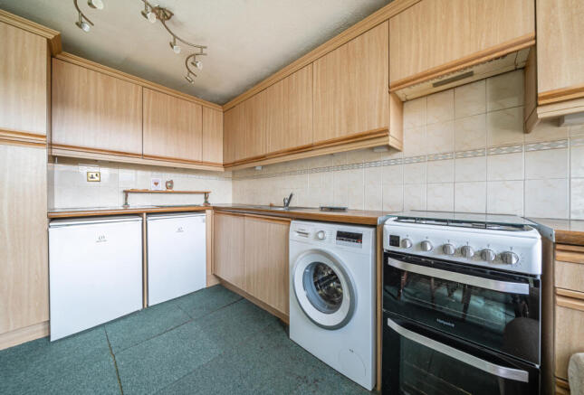 1423083-3-69a830f...