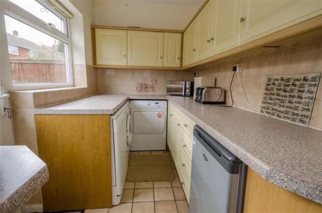 ADDITIONAL KITCHEN P
