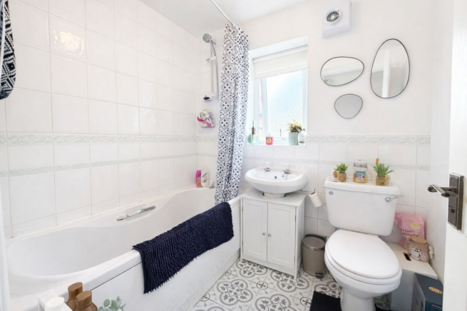 2 bed Semi-Detached for sale Image 7