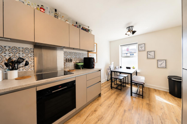 3 bed End of Terrace for sale Image 8