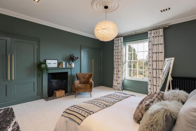 Principal bedroom suite