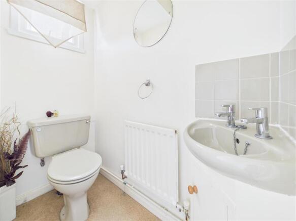 Broadmeadow Lane, Stratford-Upon-Avon photo 4