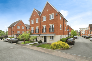 2, Meyers Close, Slough SL3 7DS