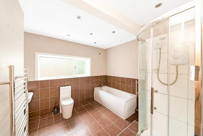 HOUSE BATHROOM
