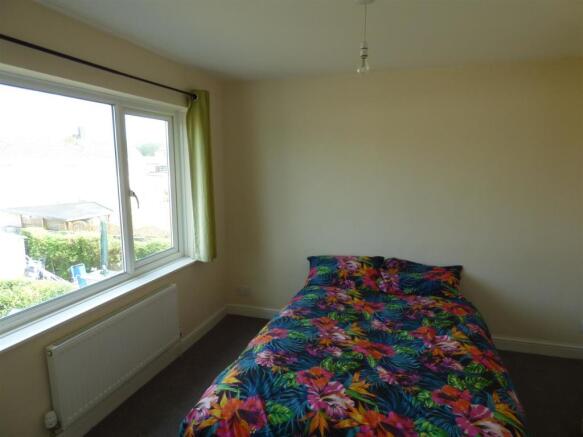 Bedroom 2 .JPG