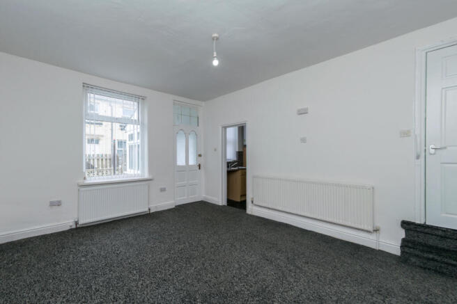 2 bed Terraced to rent Image 4