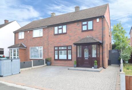 Easington Way, South Ockendon, RM15