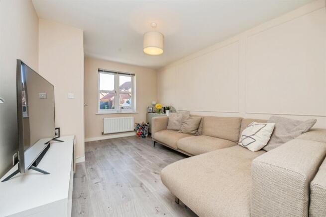 Bowdler Close, Kidderminster photo 4