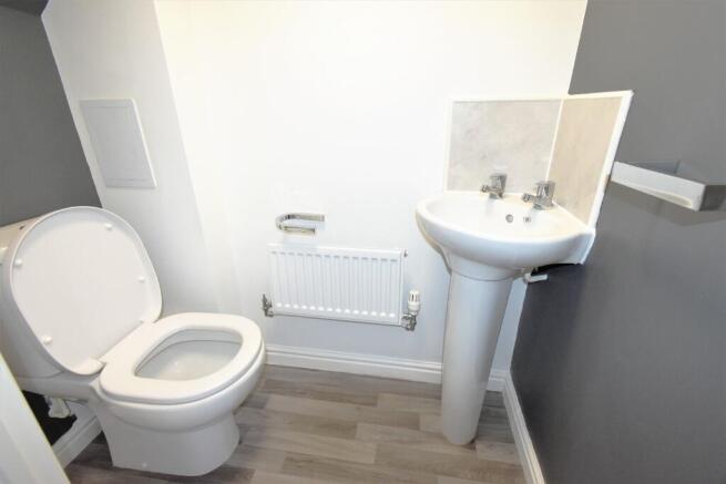 3 bed Terraced to rent Image 7