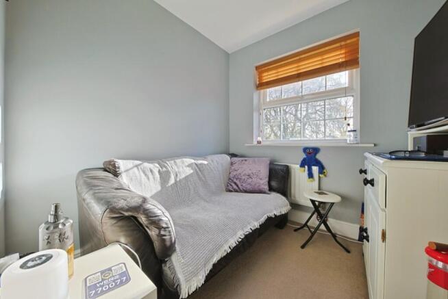 4 bed End of Terrace for sale Image 8