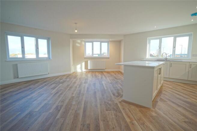 2 bed Apartment for sale Image 8