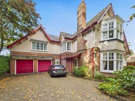32, Knighton Grange Road, Leicester LE2 2LE