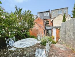 72, Wells Road, Glastonbury BA6 9BR