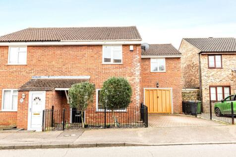 Village Home in Scarning