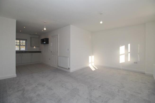 Lounge / Kitchen