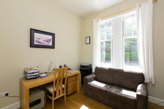Double Bedroom/Study