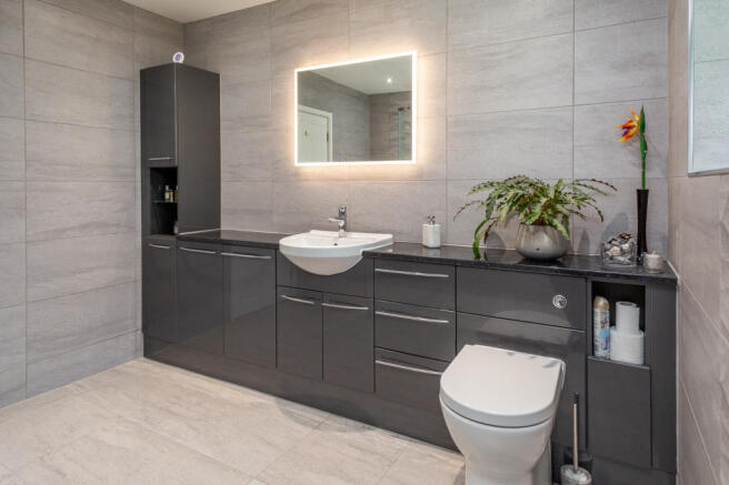 Shower Room 1