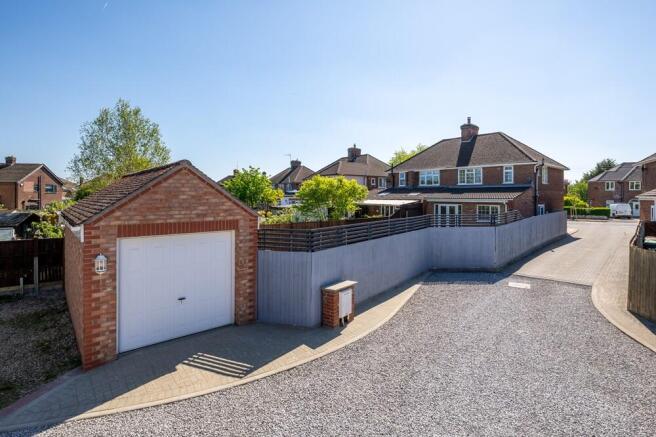 260423 - 112 Risborough Road, Bedford - 02