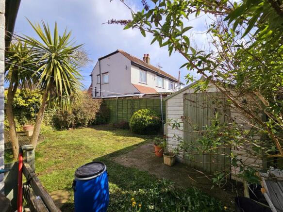 3 bed Semi-Detached for sale Image 12