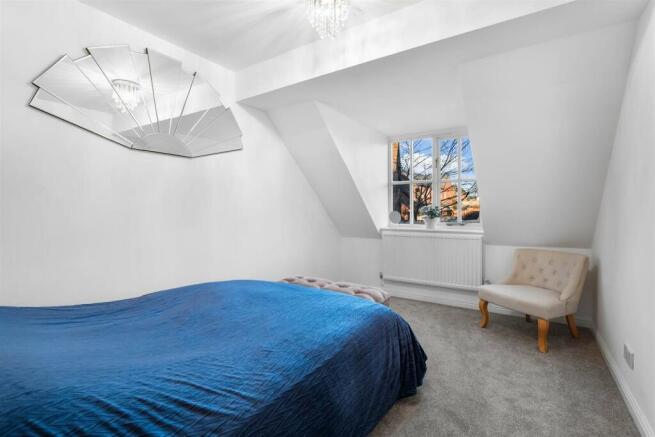30 Russell Close - Bedroom 4.jpg