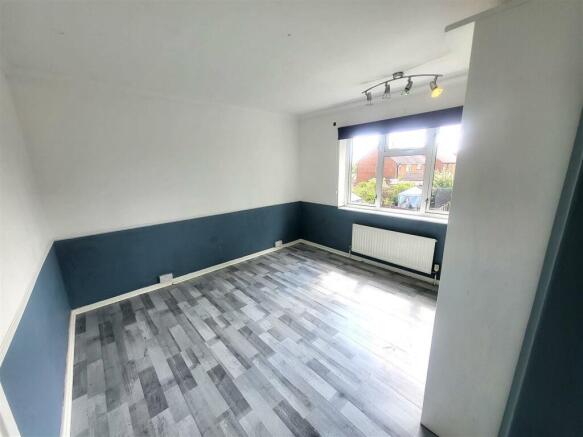 Bedroom 2 Pic 1