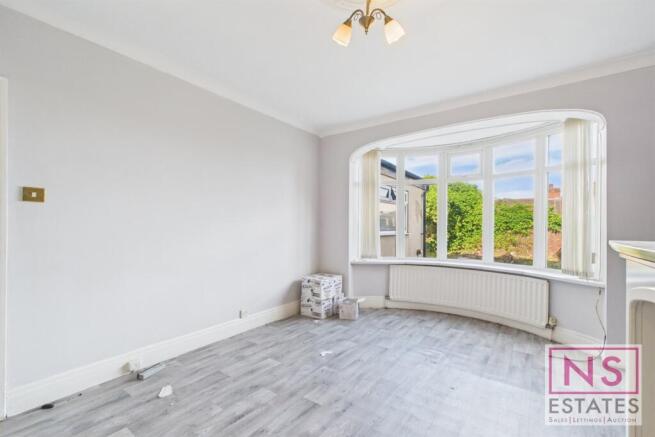 3 bed Semi-Detached for sale Image 9