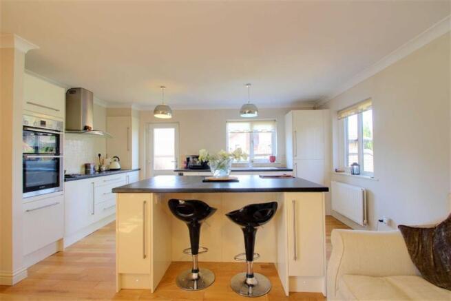 OPEN PLAN KIT/LIVING