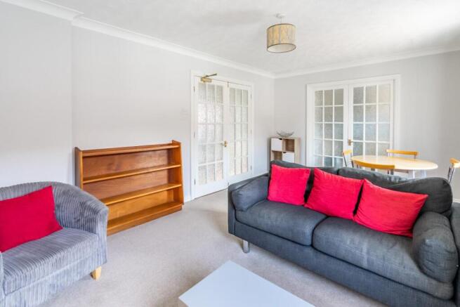 2 bed Apartment for sale Image 3
