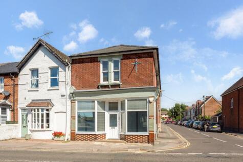 Station Road, Petersfield, Hampshire