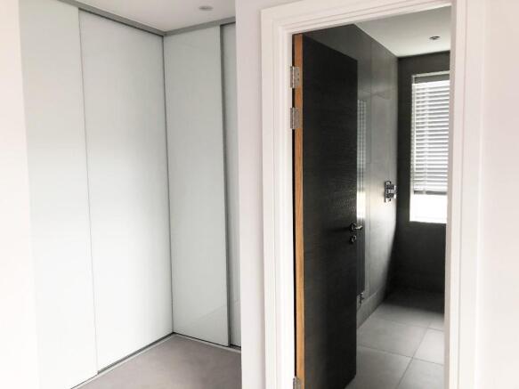 Wardriobes/ensuite