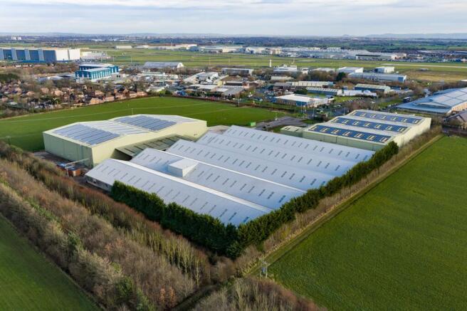 Spitfire Boardlink Hawarden WR-27.jpg