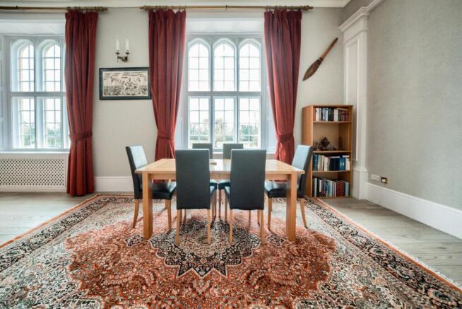Lounge 4.jpg