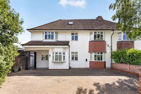 Hill Crescent, Worcester Park, KT4
