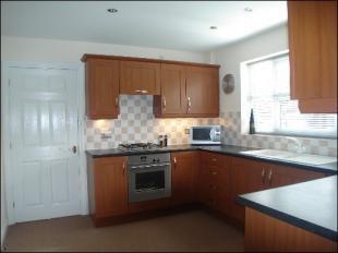 Fitted kitchen