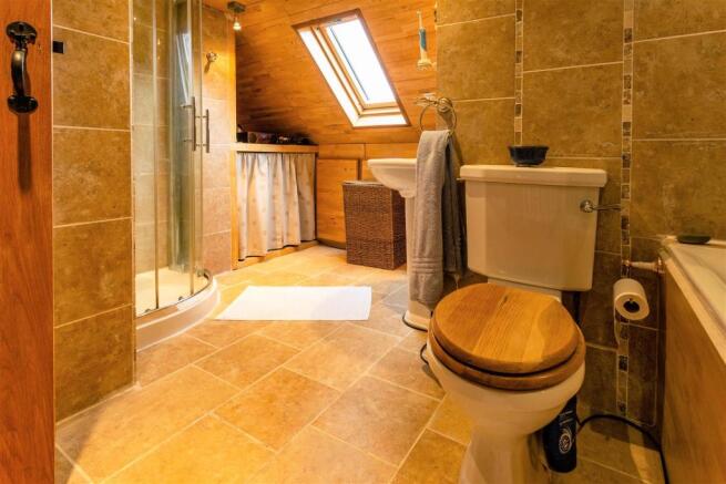 shower room edited.jpg