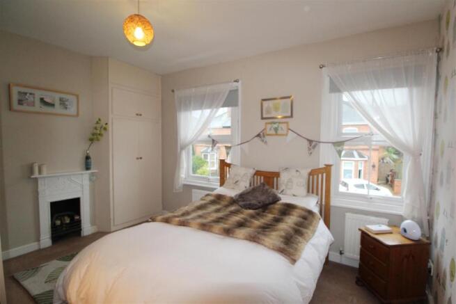 bedroom main.JPG