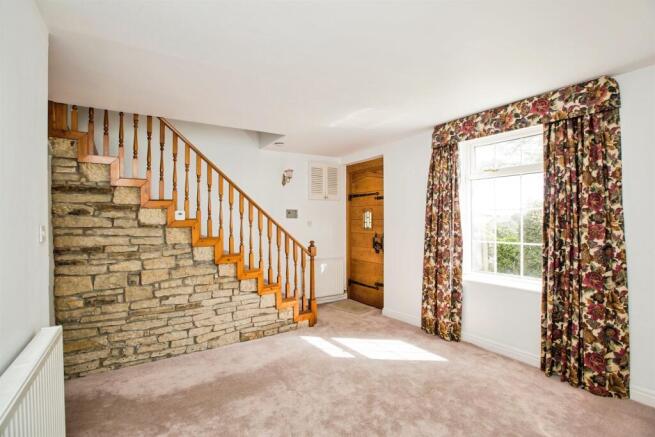 4 bed Detached for sale Image 6