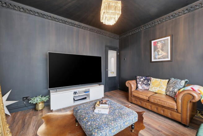 2 bed Semi-Detached for sale Image 8