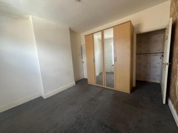 2 bed Terraced for sale Image 8