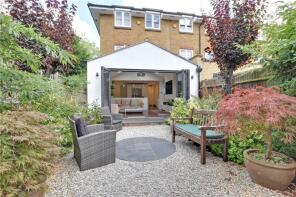 55, St Josephs Vale, London SE3 0XG