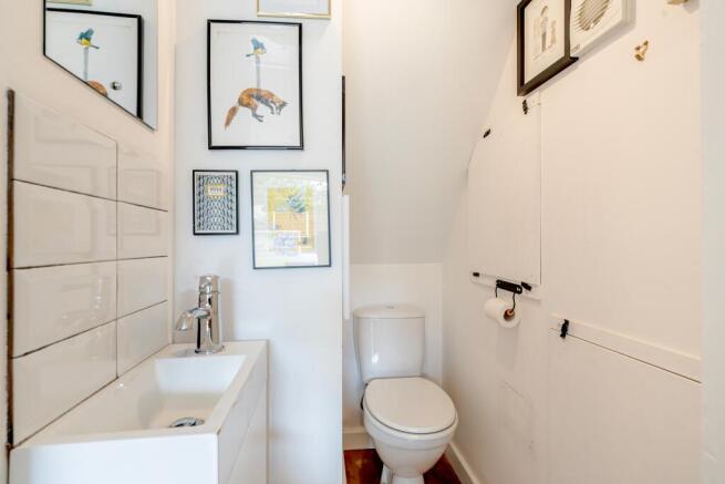 4 bed Semi-Detached for sale Image 7