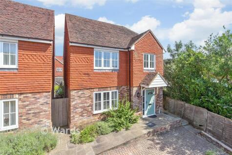 Bishop Close, High Halden, Kent