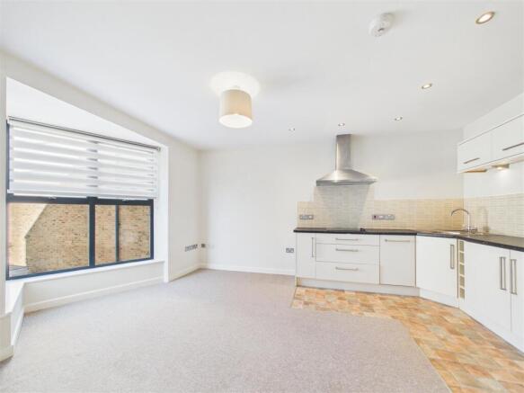 2-bed-flat-Montpellier2.jpg