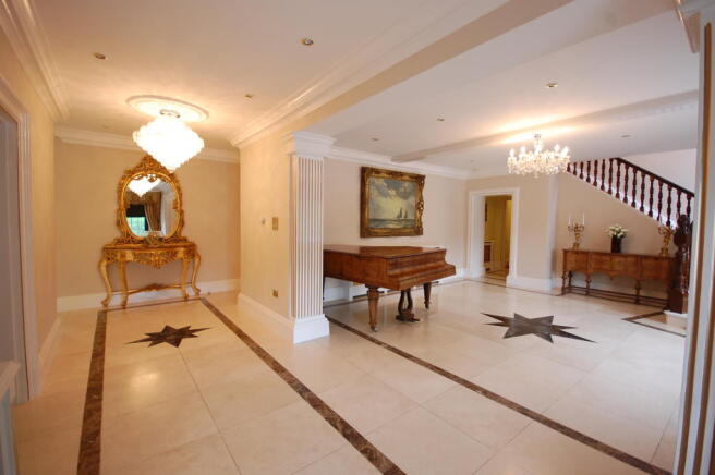 ENTRANCE HALL