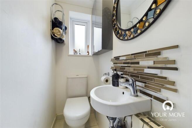 Cloakroom / Wc