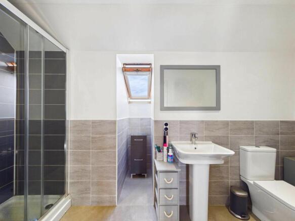 3 bed Semi-Detached for sale Image 12