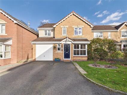 Kestrel Crescent, Droitwich Spa, Worcestershire, WR9