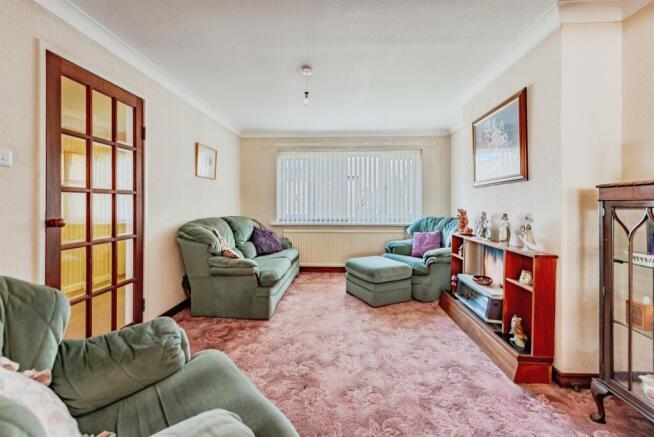 Church Lane, Copthorne, Crawley photo 3